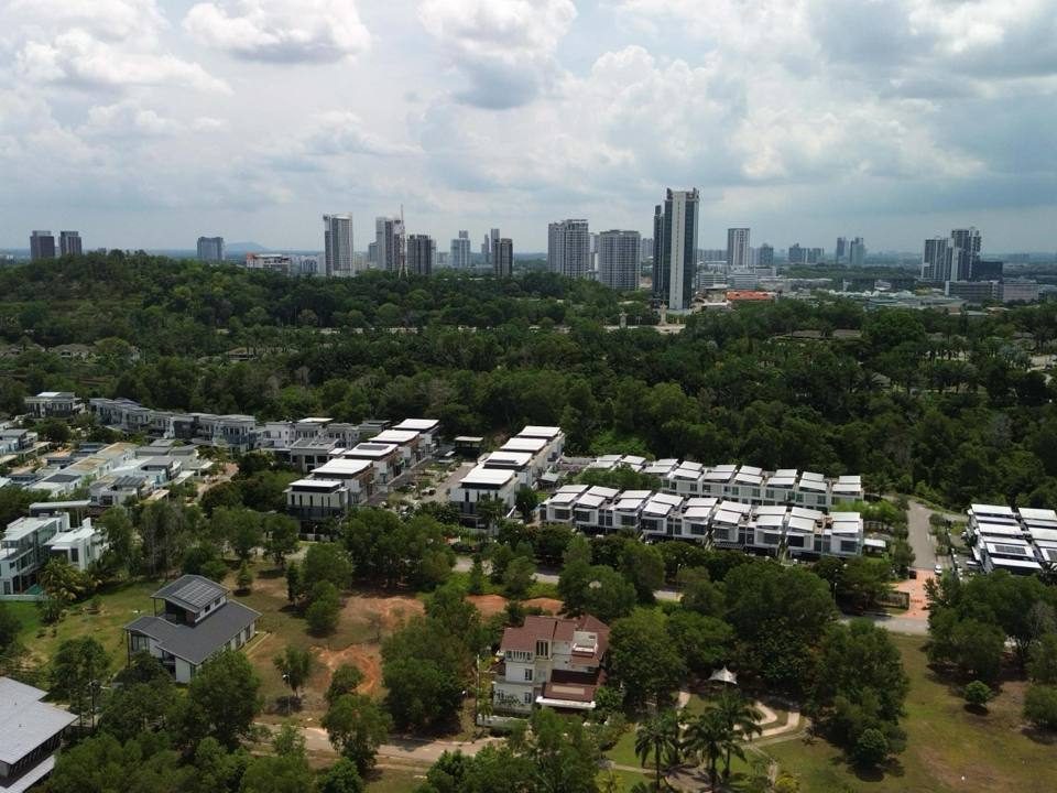 Tanah Lot Bungalow – Perdana Lakeview East, Cyberjaya, Selangor