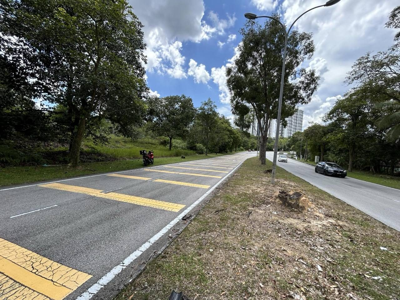 Tanah Banglo 8557 sqft Bukit Mahkota Bangi Freehold Akses Dua Jalan Tanah Rata