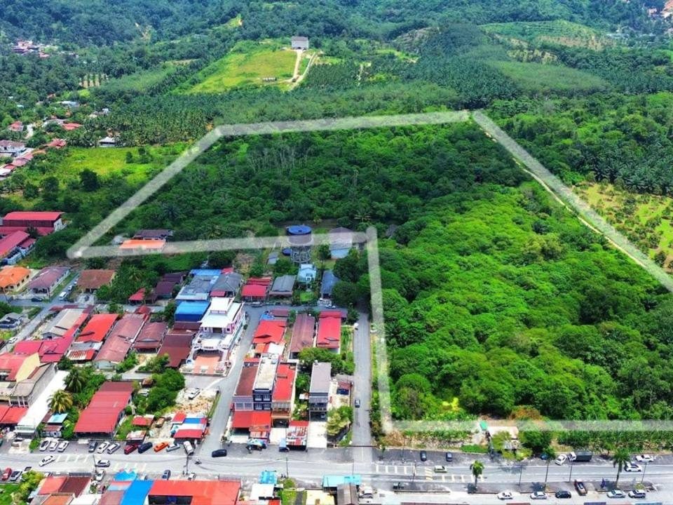 Tanah 16.27 Ekar Freehold Broga Dekat Nottingham University Main Road Development Potential