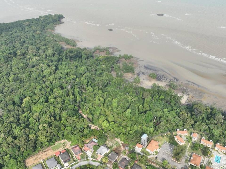 Tanah 5 Ekar Beachfront Port Dickson Freehold Komersial