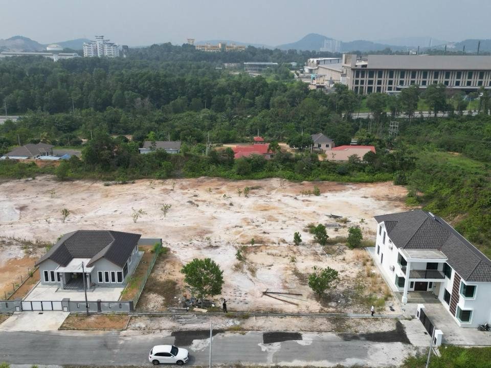 Lot Banglo Bandar Baru Salak Tinggi Sepang Selangor 4,068 sqft Freehold