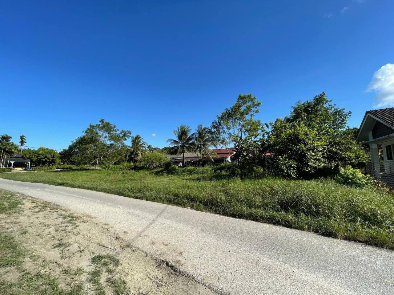2 Lot Tanah Bangunan Buloh Poh Ketereh Freehold Berhampiran Jalan Utama