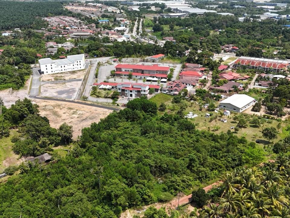 Tanah Pertanian 1.65 Ekar Freehold Untuk Dijual Di Alor Melaka