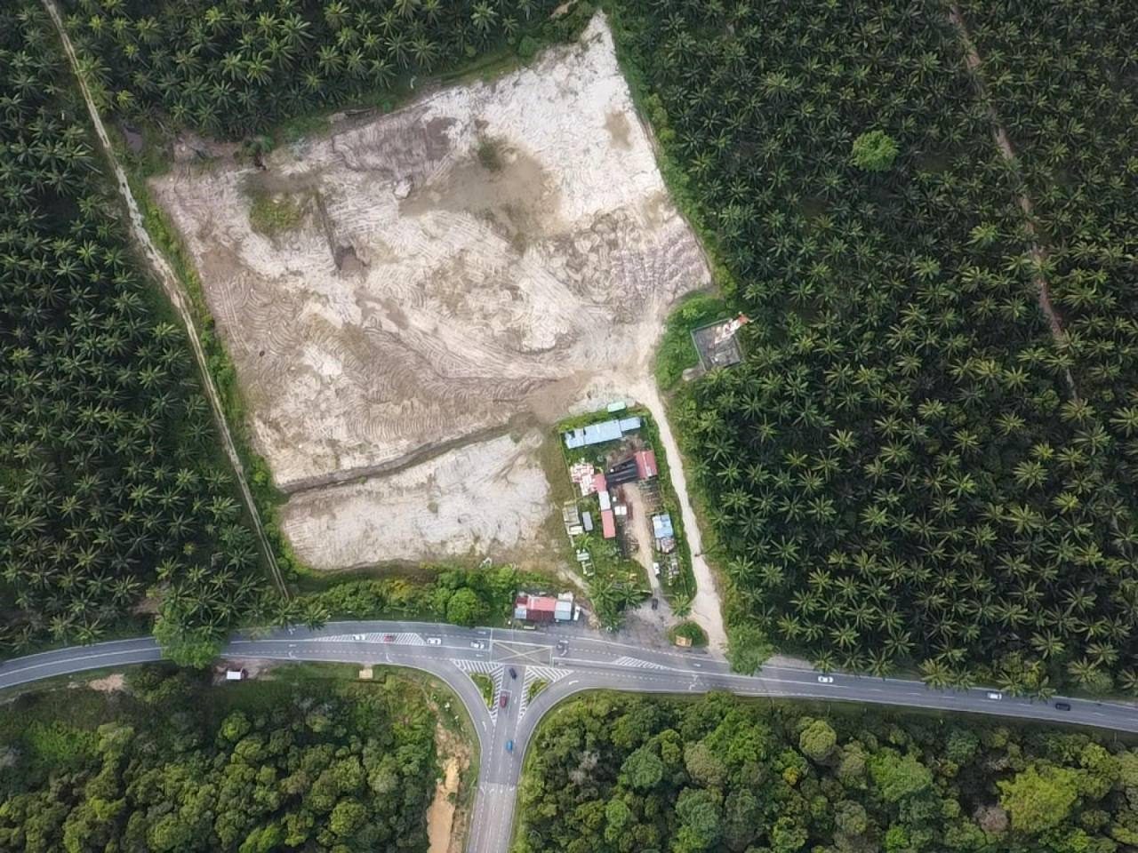 Tanah 8 Ekar Siap Tambak Tepi Jalan Utama Berhampiran UiTM Jasin Melaka