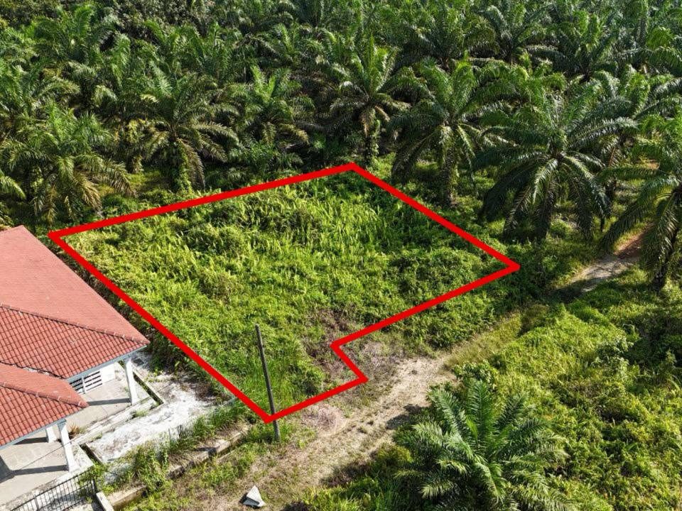 Tanah Lot Banglo Parit Putat Sungai Rambai Jasin Melaka 4,434 sqft Freehold