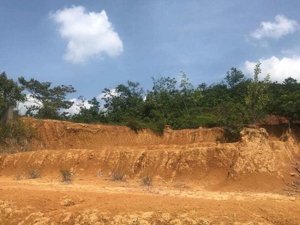 Tanah Lot Banglo Atas Bukit Kampung Limau Manis Dengkil Sepang 6835 Sqft