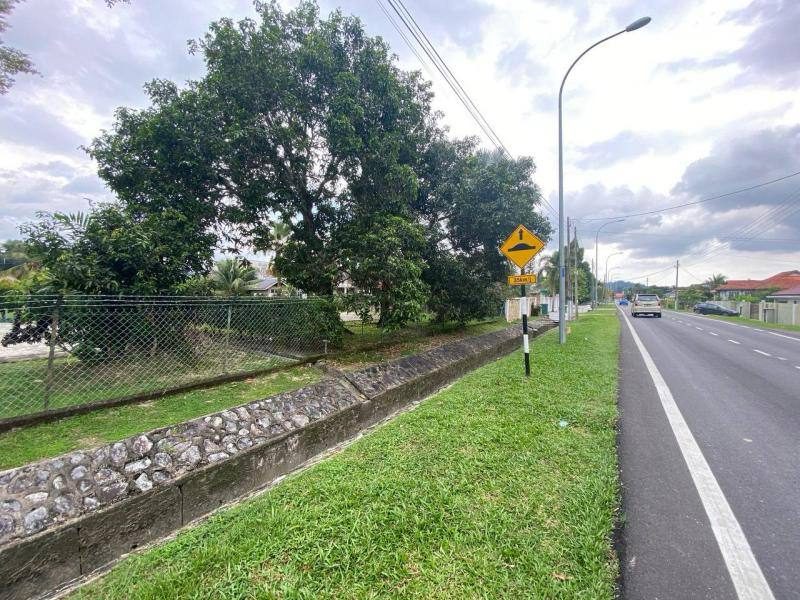 Tanah Lot Banglo 30,435 sqft Leasehold Non-Bumi @ Gedong Lalang, Seremban