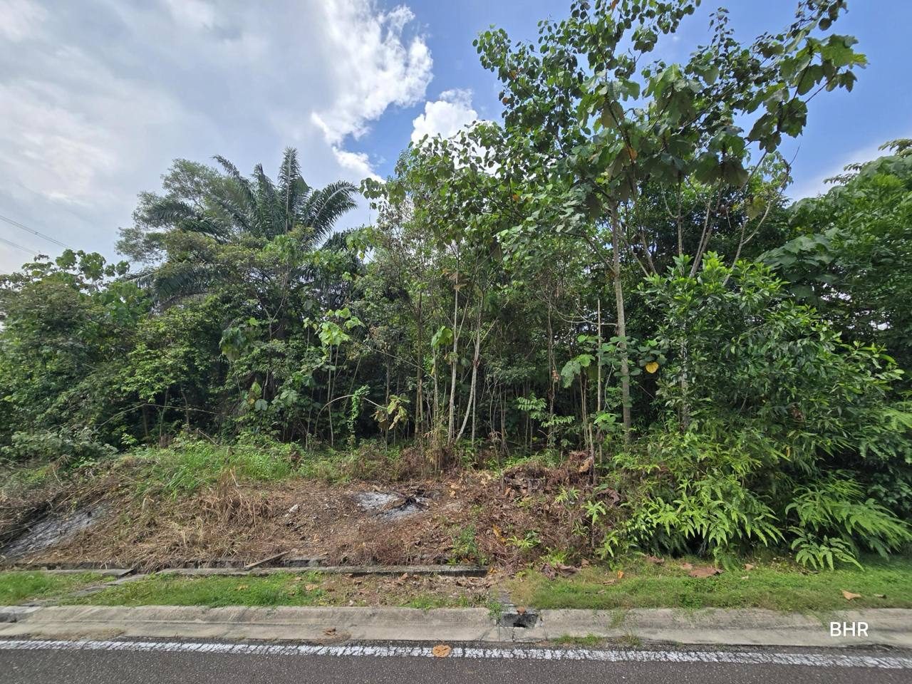 Tanah Banglo Putra Hill Bandar Seri Putra Bangi Selangor 7,394 Sqft Freehold Gated Guarded