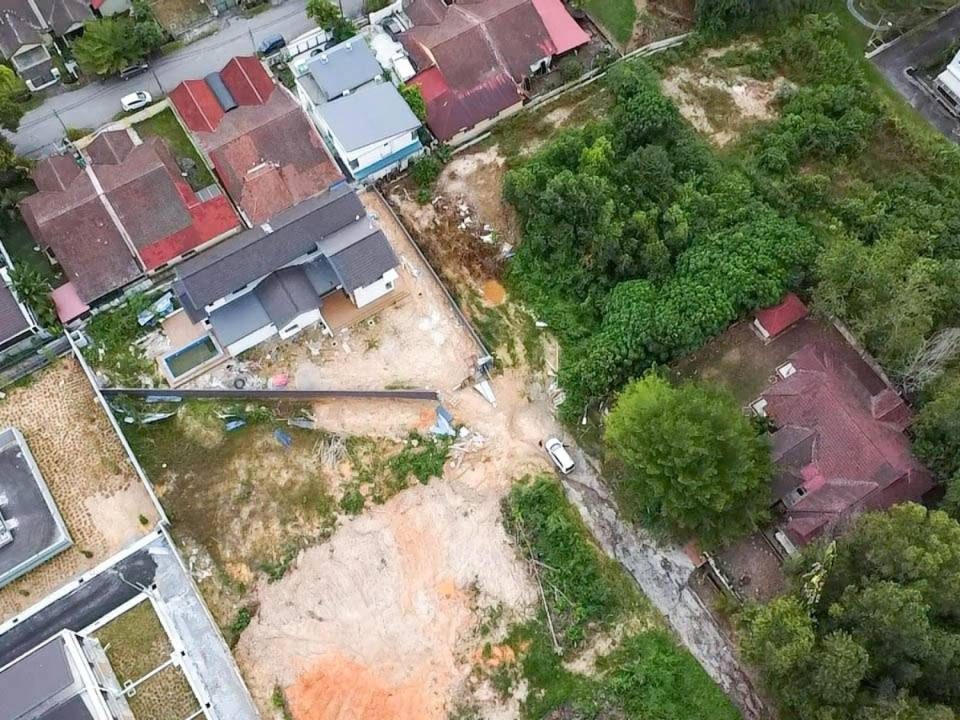 Tanah Lot Banglo Sungai Merab Putra Hillview Dengkil Selangor 9232 Sqft Freehold Infra Ready