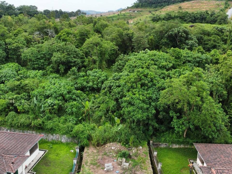 Tanah Pertanian & Bangunan 13.45 Ekar Taman Tasik Semenyih Freehold