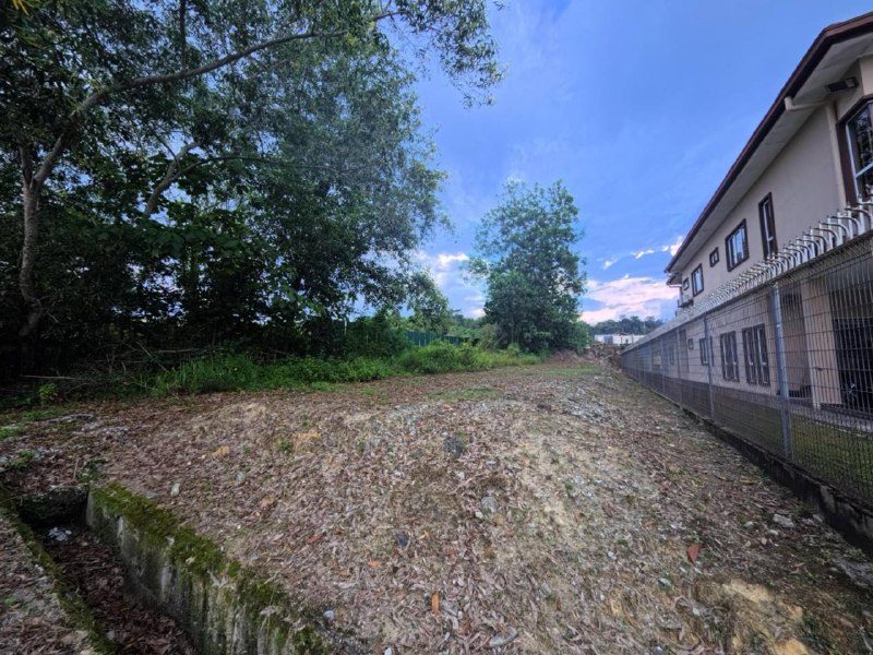 Tanah Bangunan 5683 Sqft Sebelah UIAM Gombak Selangor Freehold Geran Individu