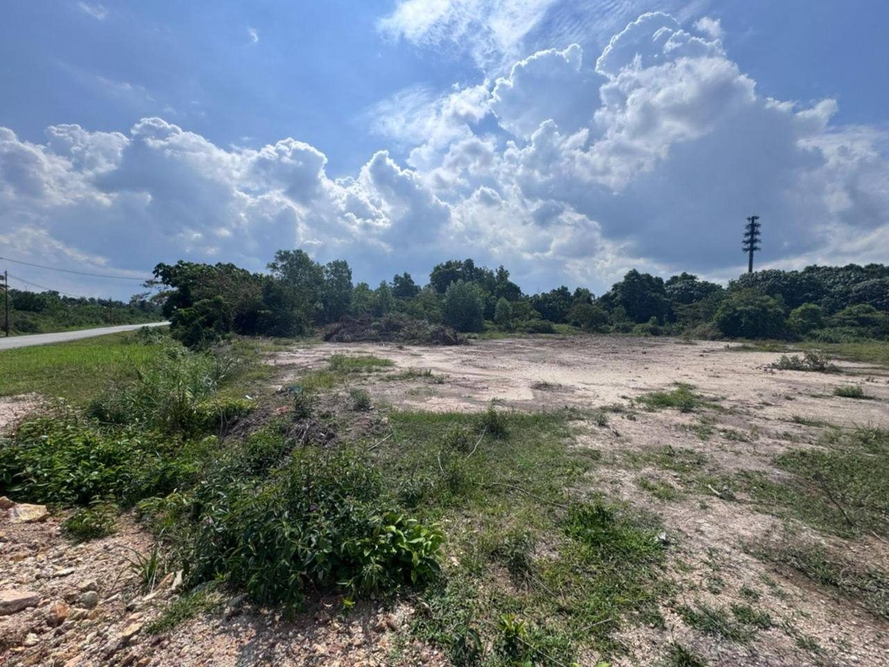 Tanah Lot Banglo 6,383 sqft Permatang Badak Kuantan Freehold Tanah Ditambun