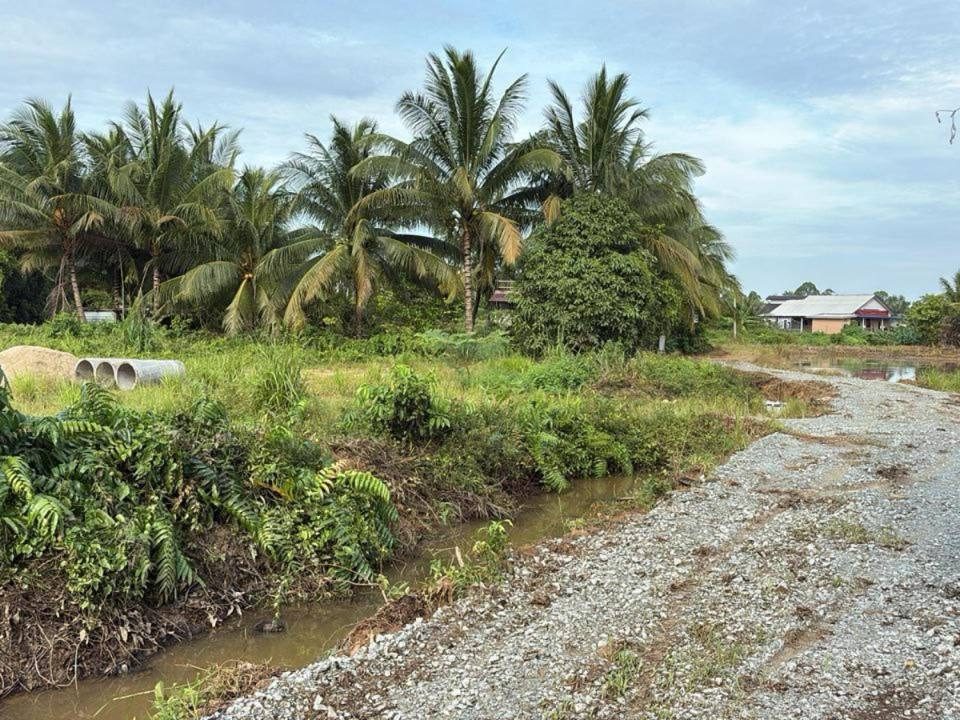Tanah Bangunan Freehold Kg Lubok Pukol KB