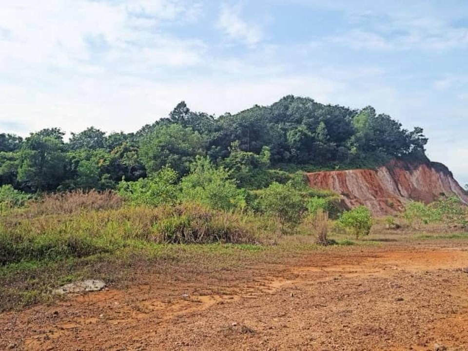 Tanah 4.13 Ekar Dengkil Selangor Freehold Dekat Putrajaya Jalan P5