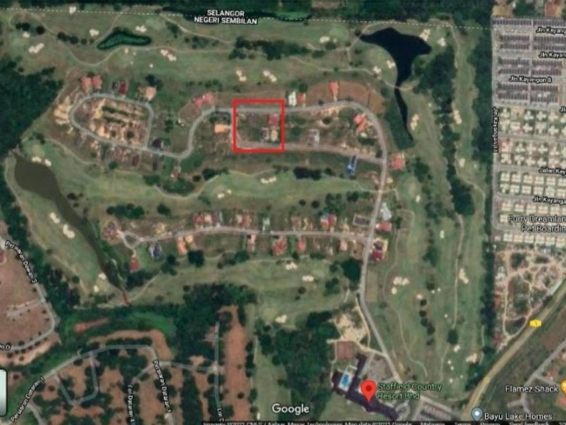 Tanah Lot Banglo Staffield Golf & Country Resort Mantin Freehold 8888sqft