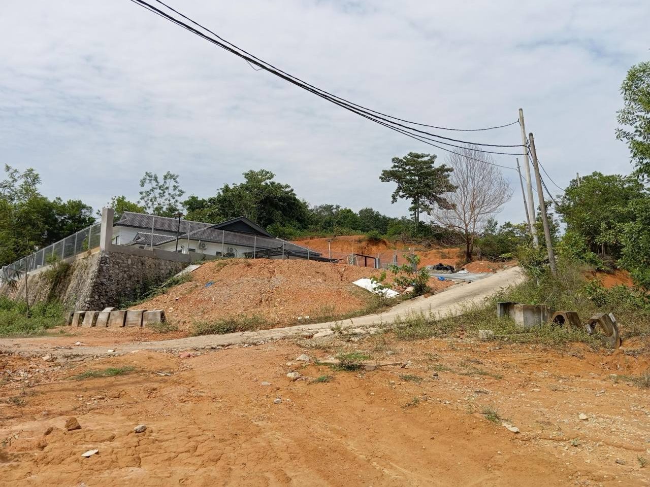 Tanah Lot Banglo Freehold 5,748 sqft Sungai Buah Dengkil Sebelah Villa Gemilang
