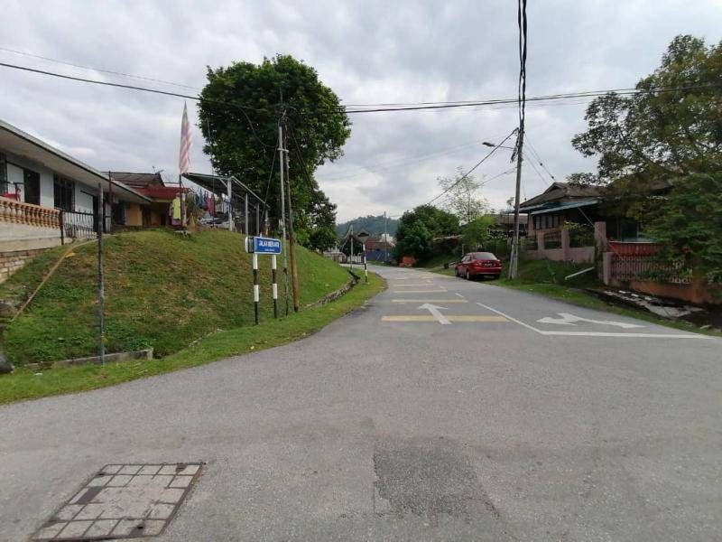 Tanah Lot Banglo 5,855 sqft Kampung Melayu Ampang Saiz Besar 65x90