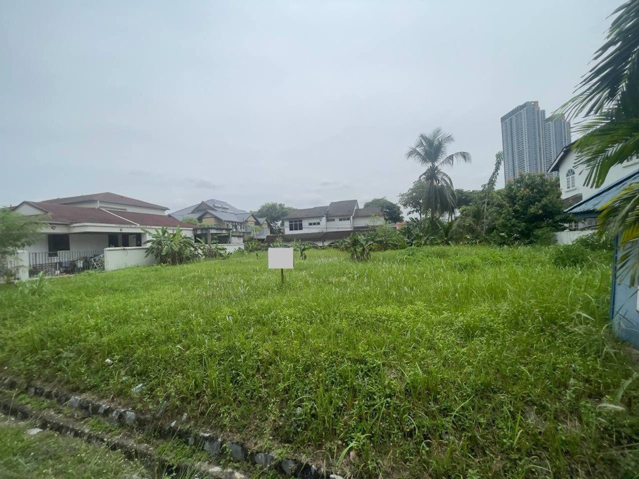 Tanah Banglo 9,106 sqft Kelana Jaya Freehold Open Title Facing Open Akses Highway Mudah