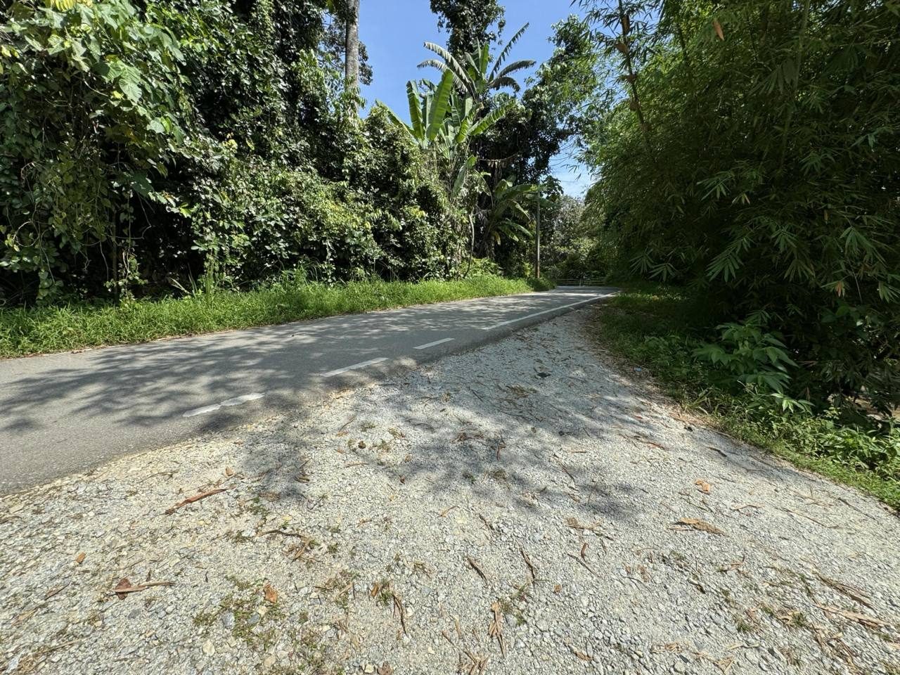 Tanah 4.6 Ekar Tepi Jalan Ada Sungai Janda Baik Bentong
