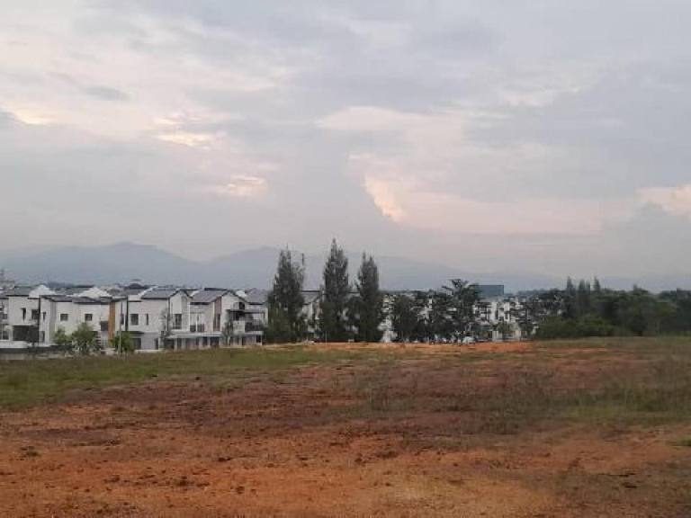 Tanah 2.9 Ekar Beranang Hulu Langat Selangor Freehold Dekat Jalan Utama
