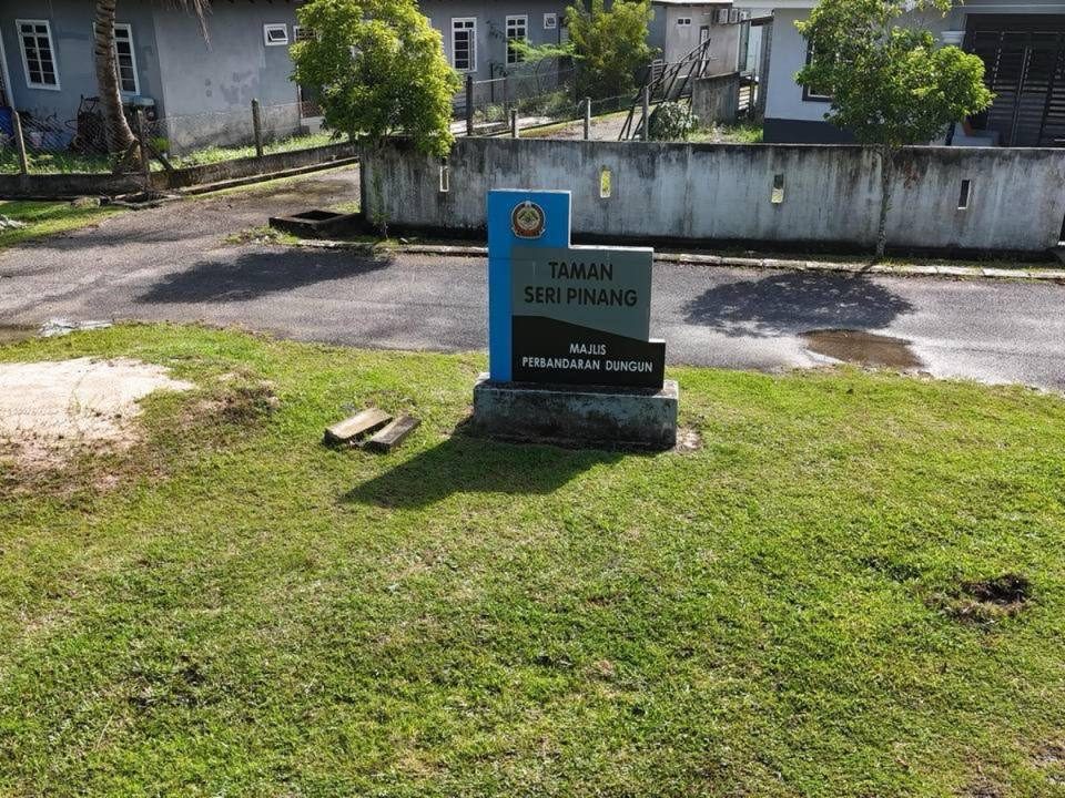 Tanah Lot Banglo Kg Nyior Paka 5381 sqft Freehold Dekat Bandar Paka