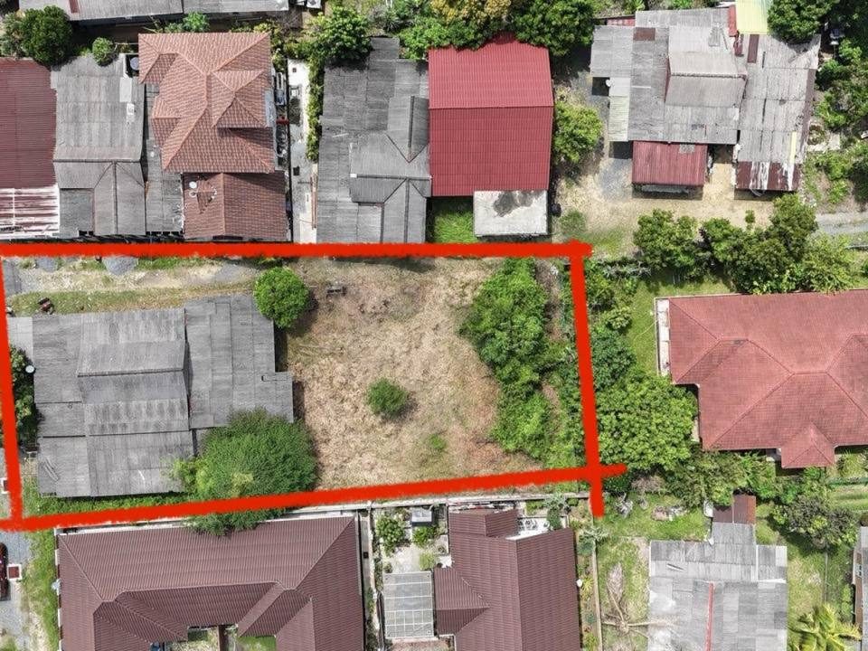 Tanah + Rumah Kg Bukit Chatok Dungun 12011 sqft Freehold 4 Bilik
