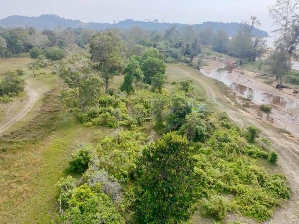 Tanah Seaview 1.5 Ekar Pantai Chendor Kuantan | 1st Lot Pantai | Freehold