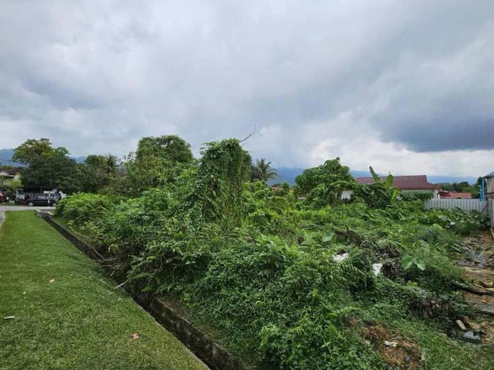 š” Tanah Lot Freehold 6,264 sqft di Kampung Pinang, Kamunting