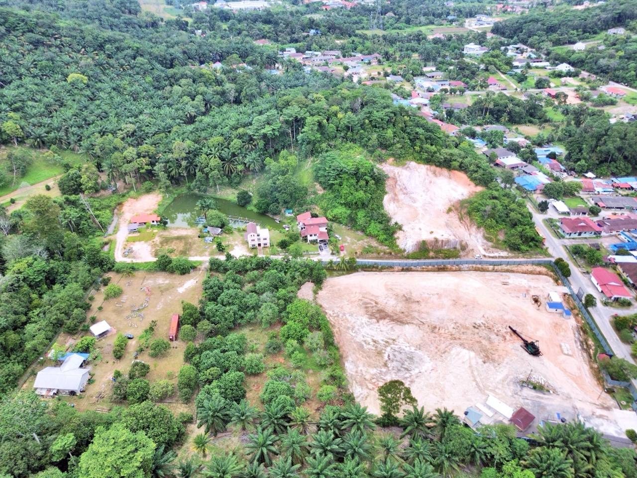 Tanah 1.97 Ekar Dengkil ā Zoning Kediaman Near Bukit Unggul