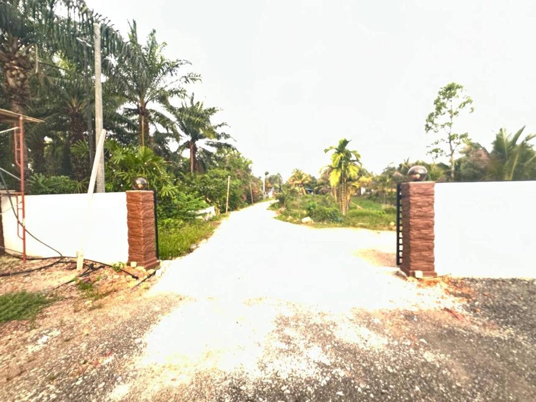Cabin Homestay 8 Bilik Siap Operasi Bertam Kepala Batas Tanah 23,200 sqft Ada Kolam