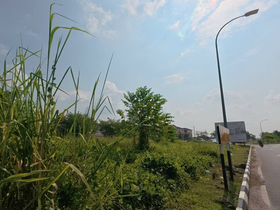 Tanah 5565 sqft Teluk Bayu Sungai Petani Geran Individu Freehold