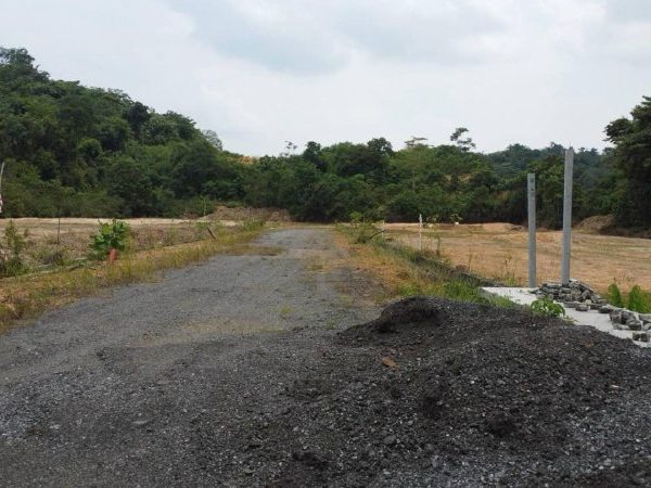 Tanah Lot Banglo Desa Sentosa Teras Jernang Bangi Geran Individu (Infra Ready)