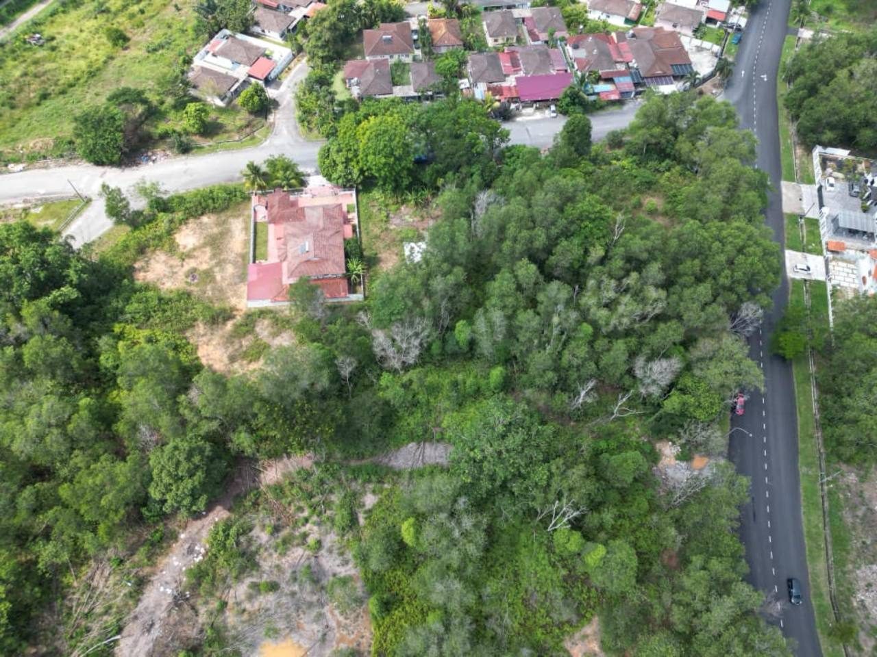 Tanah Lot Banglo 7,556 sqft Bandar Tasik Kesuma Semenyih Freehold Geran Individu