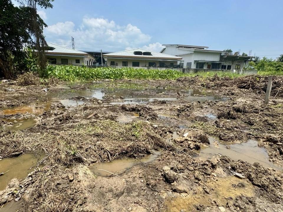 Tanah Lot Bangunan 3250 sqft Kampung Sementa Kapar Geran Individu Akses Mudah