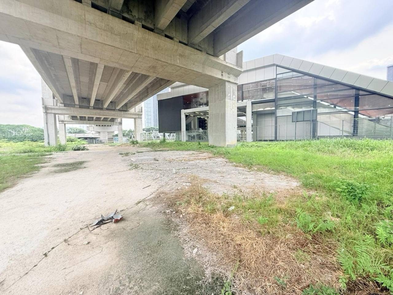 Tanah 10 Ekar Untuk Disewa Chan Sow Lin MRT Kuala Lumpur Industrial Land Parking Yard Sebelah MRT