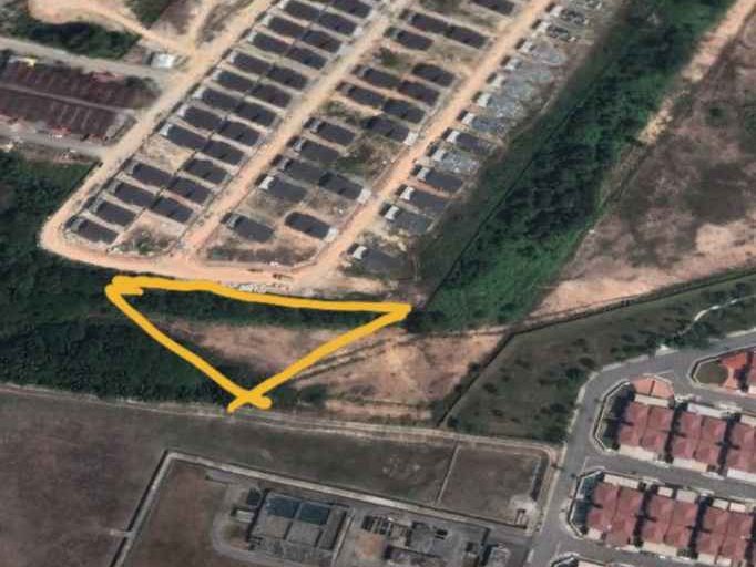 Tanah 1.09 Ekar Simpang Ampat Seberang Perai Selatan Pulau Pinang Freehold First Grade Geran Individu Dekat Taman Perumahan