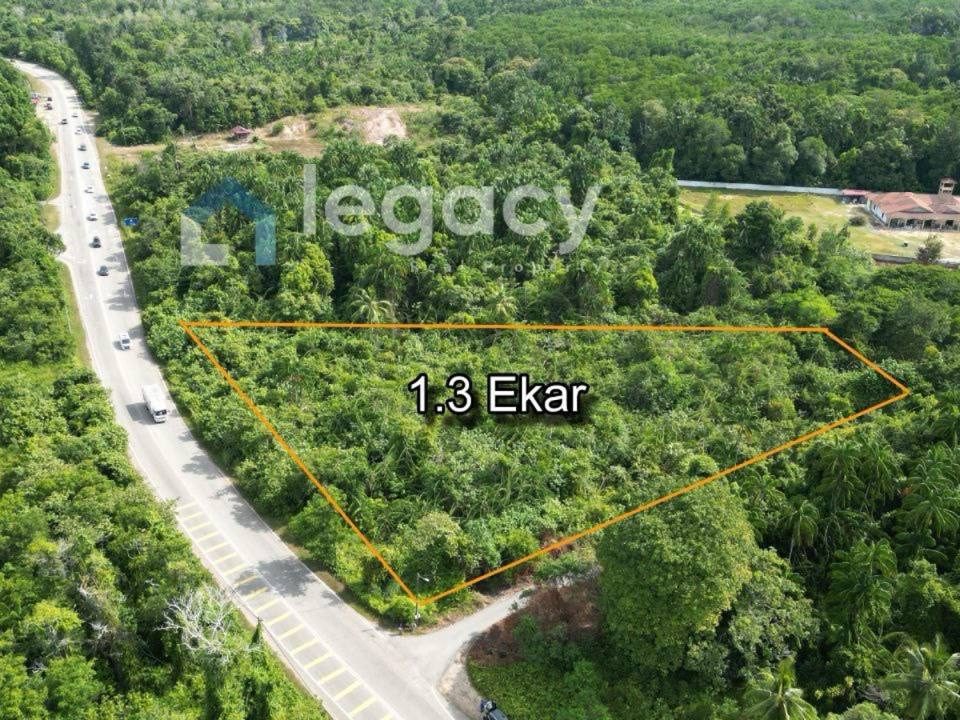 Tanah 1.3 Ekar Tepi Jalan Utama Cherating Kemaman Kuantan Freehold