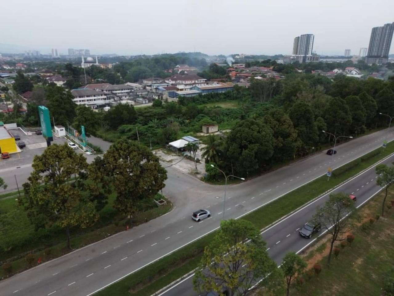 Tanah Komersial 2 Ekar Seksyen 10 Bangi Tepi Jalan Utama Dekat Highway