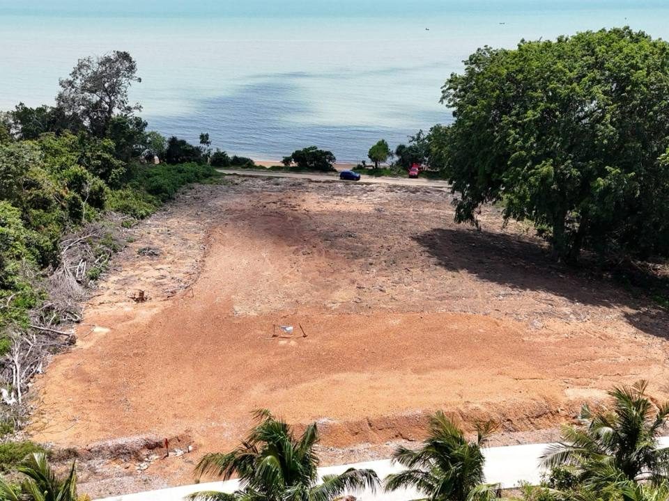 Tanah Banglo Tepi Pantai Port Dickson 21592 sqft Freehold
