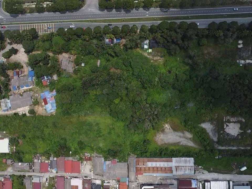Tanah Komersial Bandar Baru Bangi 2.02 Ekar Menghadap Jalan Utama