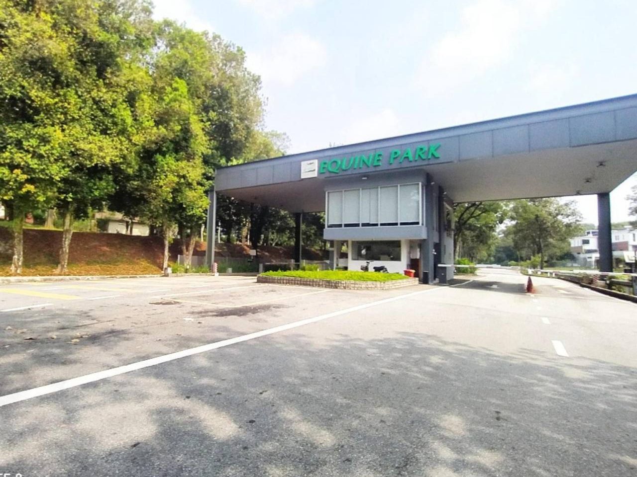 Tanah Banglo Equine Park Seri Kembangan 12,594 Kaki Persegi Corner Lot