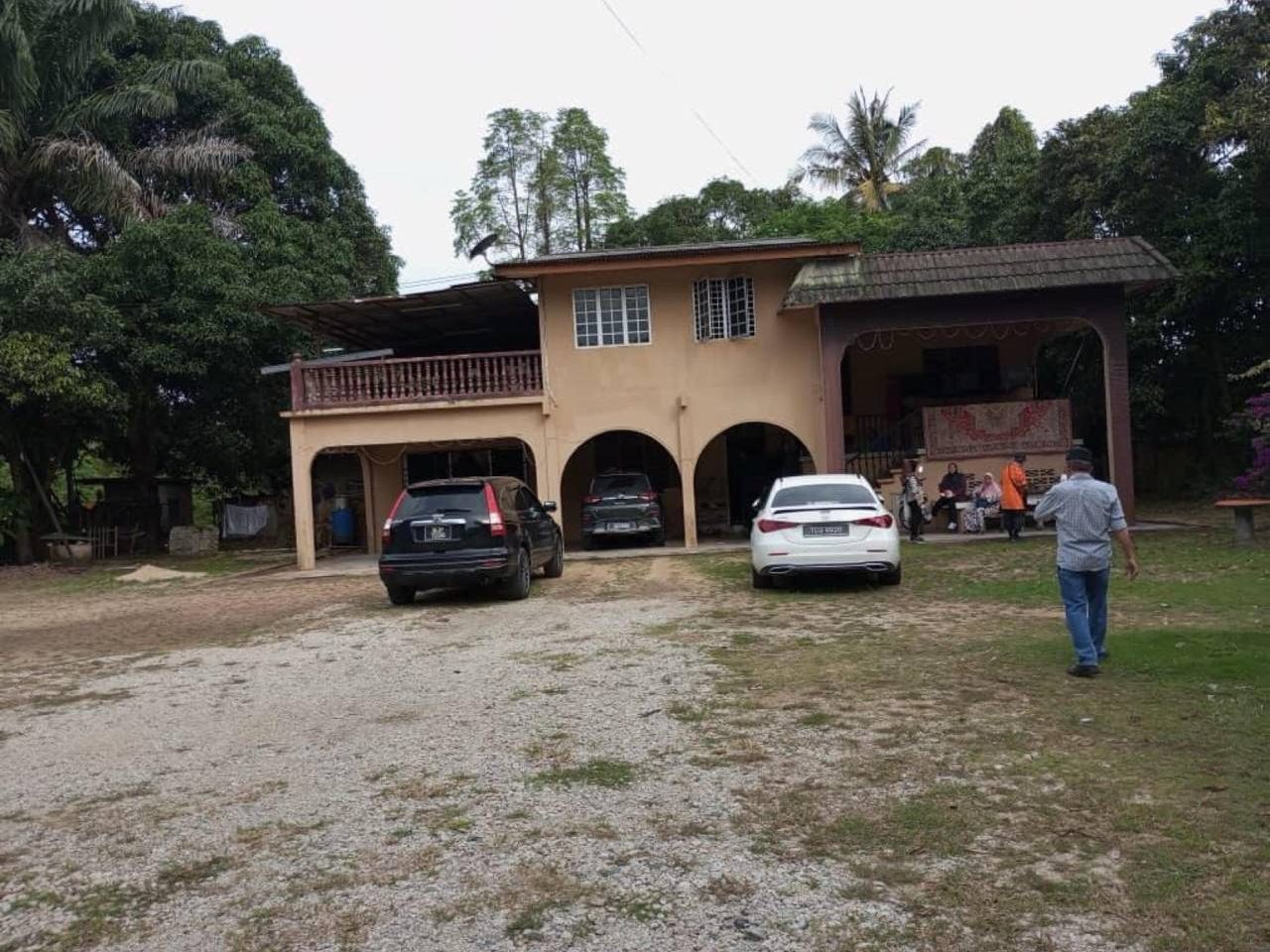 Tanah Pertanian 2 Ekar Dengan Banglo 2 Tingkat Di Chendor Sungai Karang, Pahang