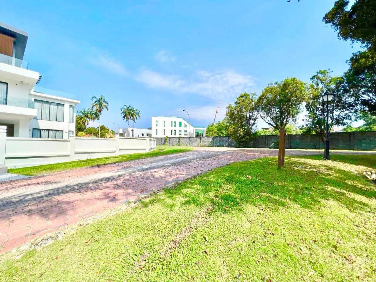 Tanah Lot Banglo Corner The Mines Wellness City Seri Kembangan 10856 Sqft