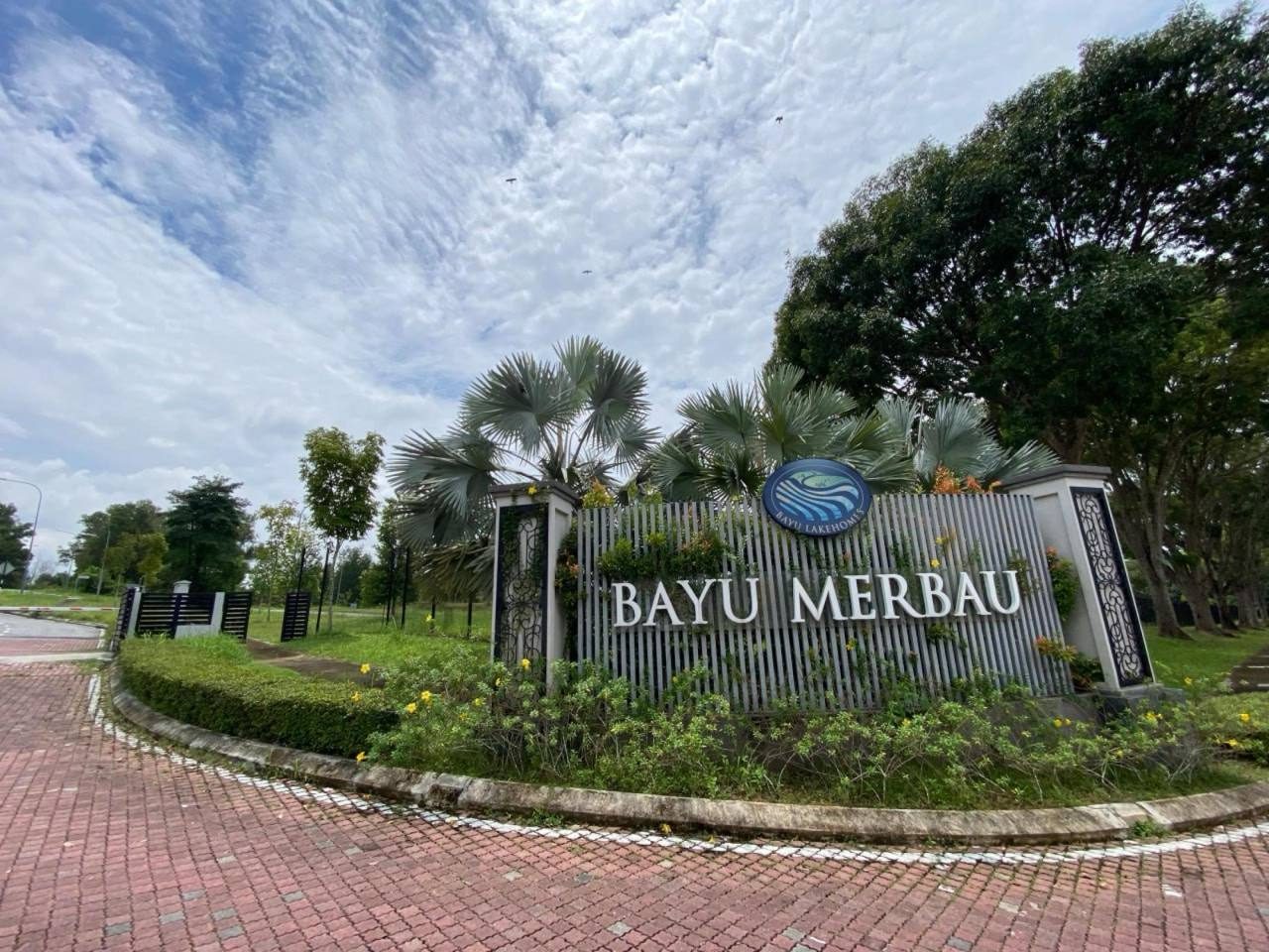 Tanah Banglo Bayu Lakehomes Mantin Negeri Sembilan 12,000 Sqft Freehold Backyard Playground