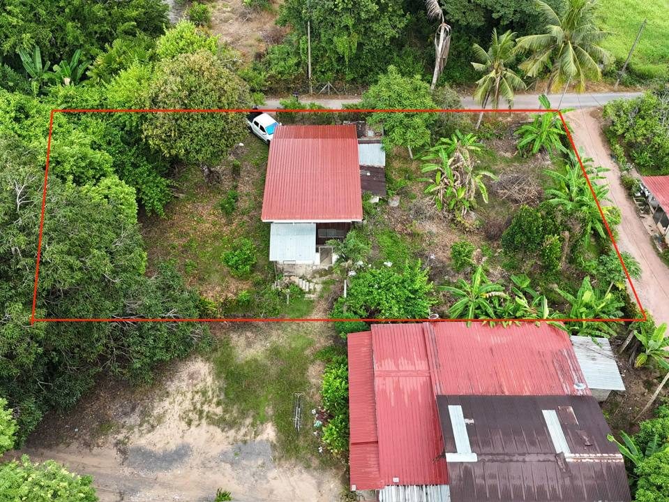 Rumah Dengan Tanah 15,782 Kaki Persegi Kodiang Kedah Freehold
