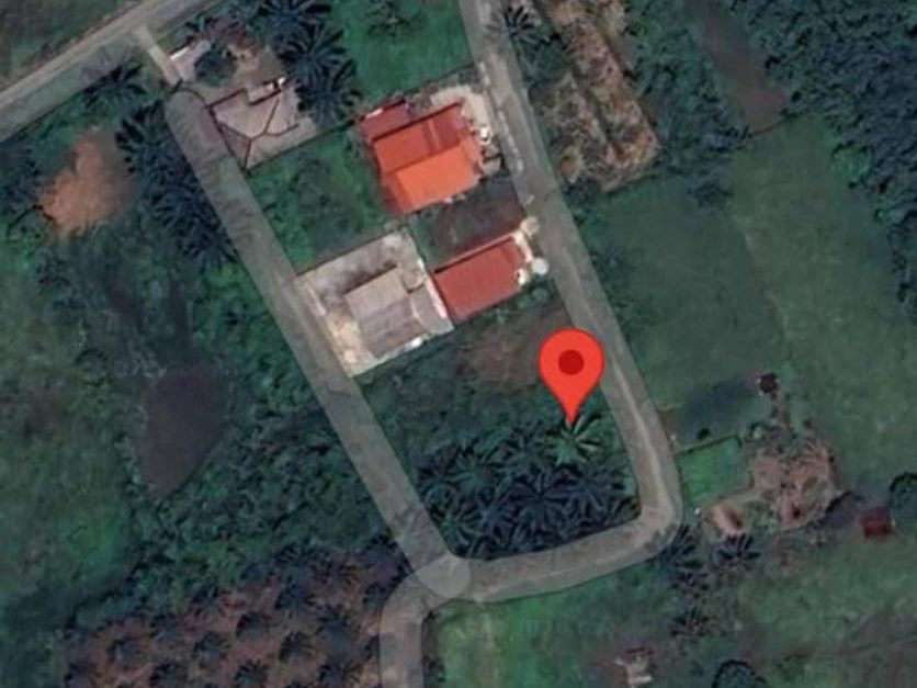 Tanah Lot Banglo 4,962 Kaki Persegi Gong Che Manir Freehold