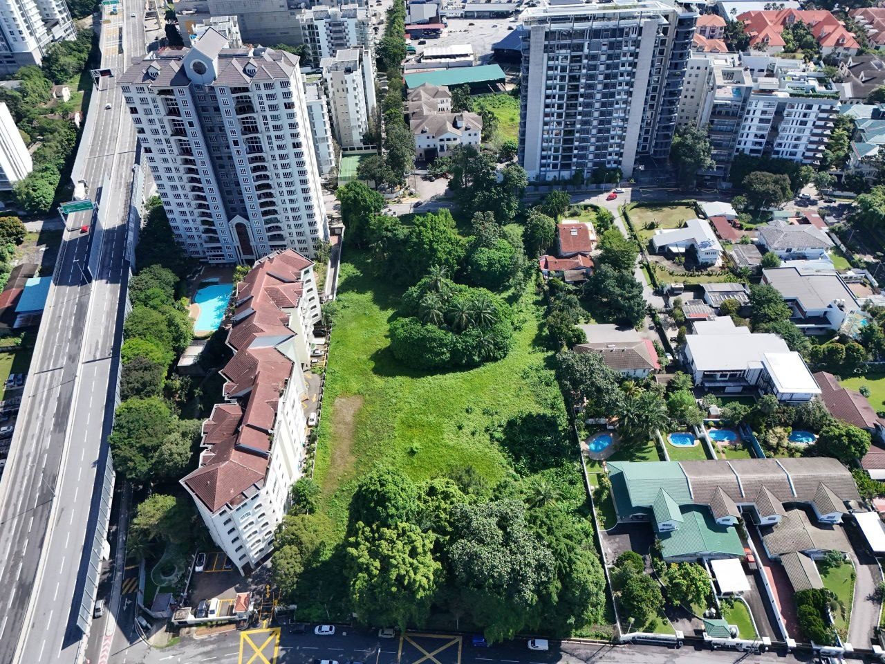 Tanah Pembangunan Jalan Ampang Hilir KL 94,106 Kaki Persegi Freehold Open Title