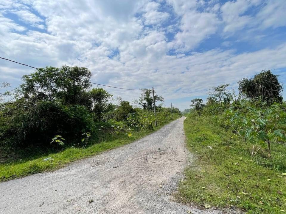 Tanah 16 Lot Bangunan Pulau Meranti Puchong Selangor 94000 Sqft