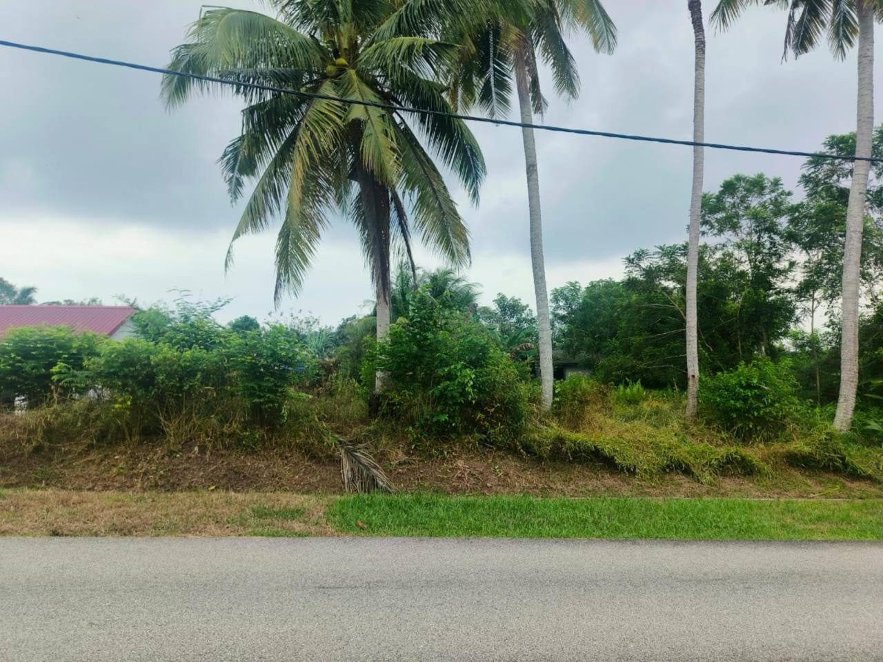 Lot Banglo Lukut Port Dickson 5,877 Kaki Persegi