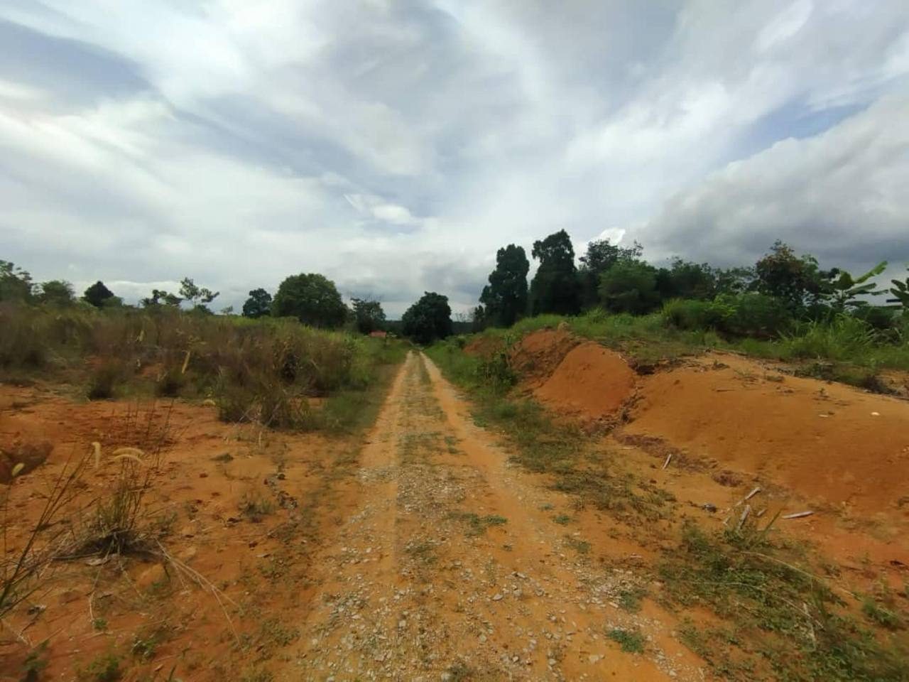 Tanah Lot Banglo Beranang Selangor 6,000 Sqft Freehold